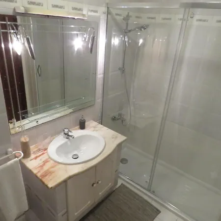 Casas Da Supertubos Сasa de vacaciones *