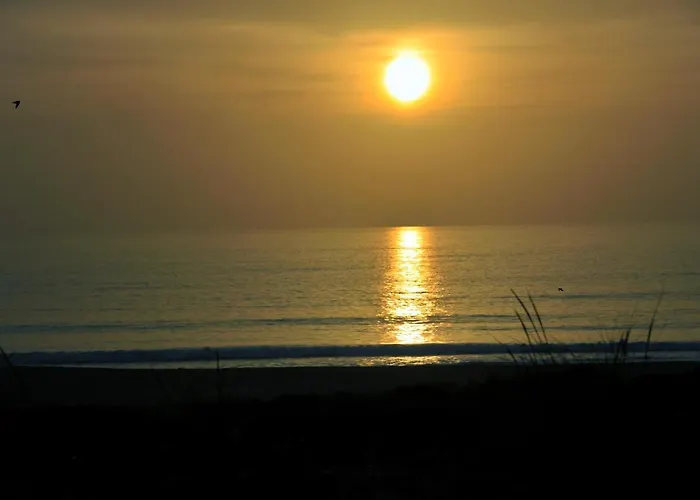 Casas Da Supertubos بيت للعطل *